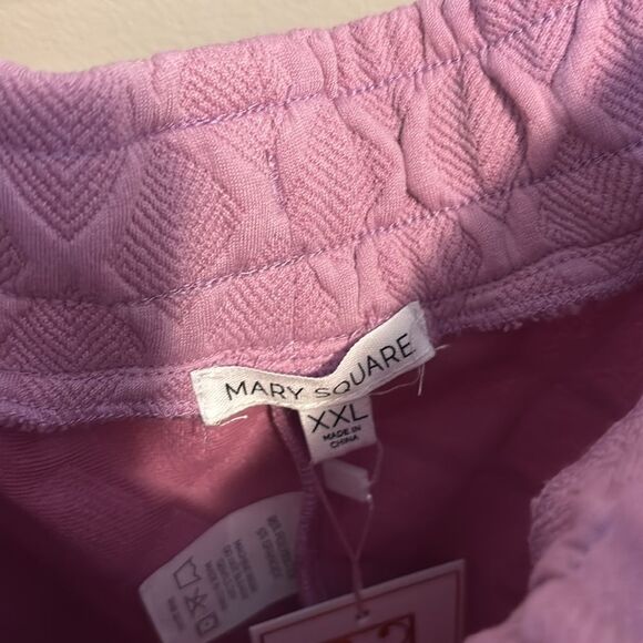 Mary square size xxl nwt Pink Quilted Lounge Set - Picture 4 of 6
